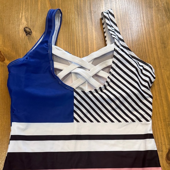 NWOT Zando Athletic One Piece Swimsuit Women Criss Cross Back One Piece - Picture 8 of 14
